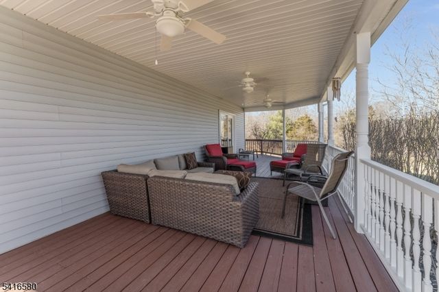 48 Mason Farm Rd, Raritan Twp., NJ 08551