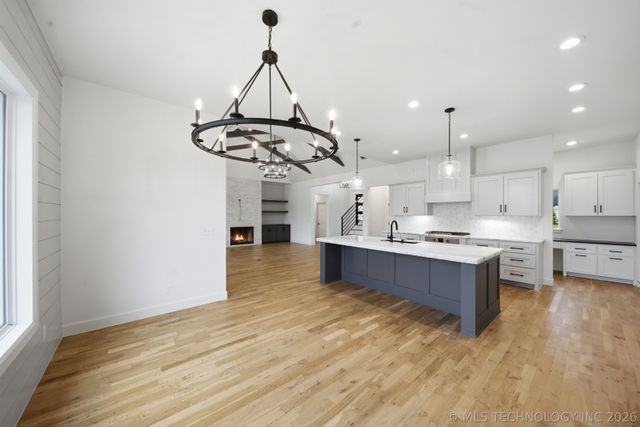 13644 S 28th Street, Bixby, OK 74008