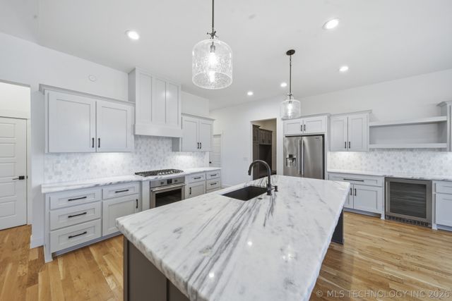 13644 S 28th Street, Bixby, OK 74008