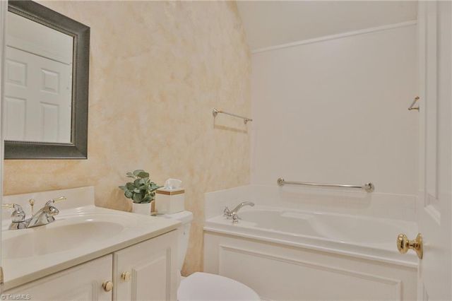 2425 Country Club Road, Yadkinville, NC 27055