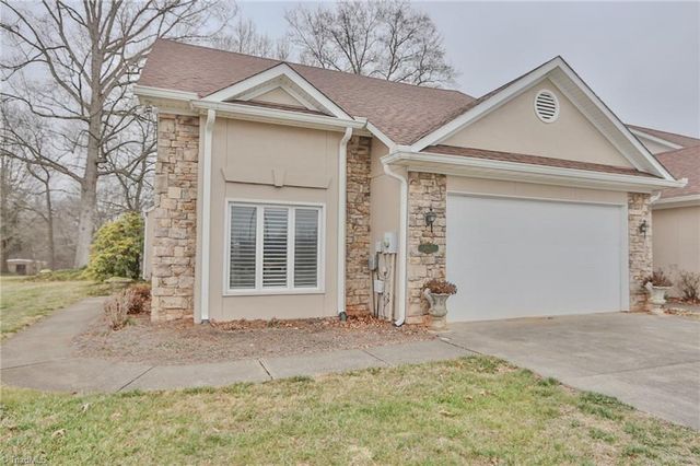 2425 Country Club Road, Yadkinville, NC 27055