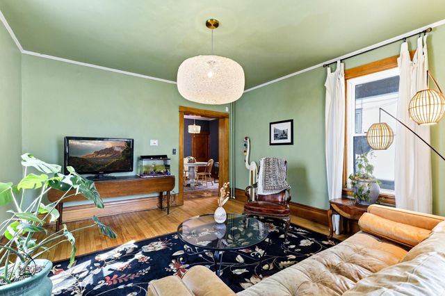757 Tuscarora Avenue, Saint Paul, MN 55102
