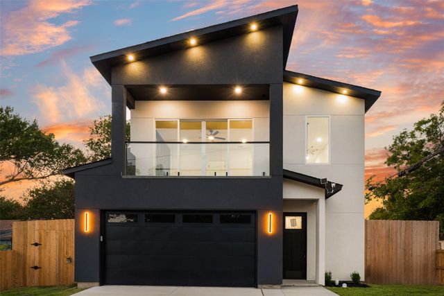 1651 E Overton Street, Dallas, TX 75216