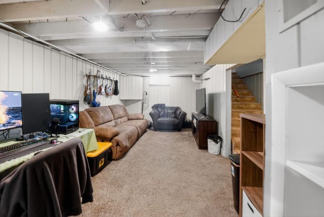 5904 28th Avenue S, Minneapolis, MN 55417