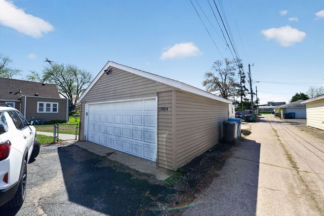 5904 28th Avenue S, Minneapolis, MN 55417