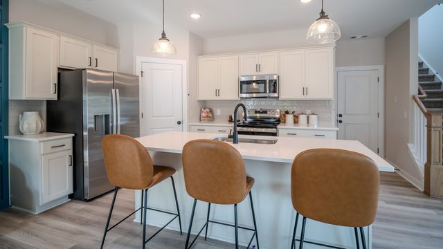 513 Hartmann Landing Way, Lebanon, TN 37090