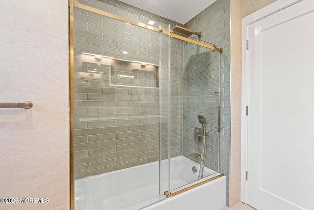441 Slocum Place, Oakhurst, NJ 07755