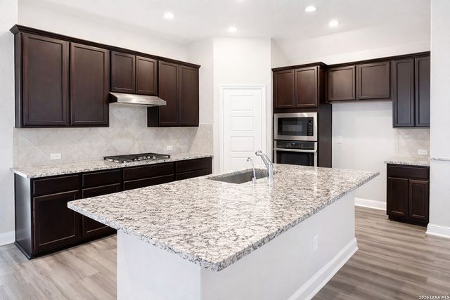 8022 Carver Heights, San Antonio, TX 78253