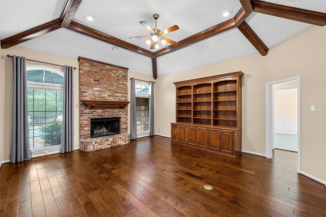 9003 Willow Bend Drive, Woodway, TX 76712
