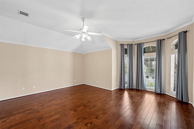 9003 Willow Bend Drive, Woodway, TX 76712