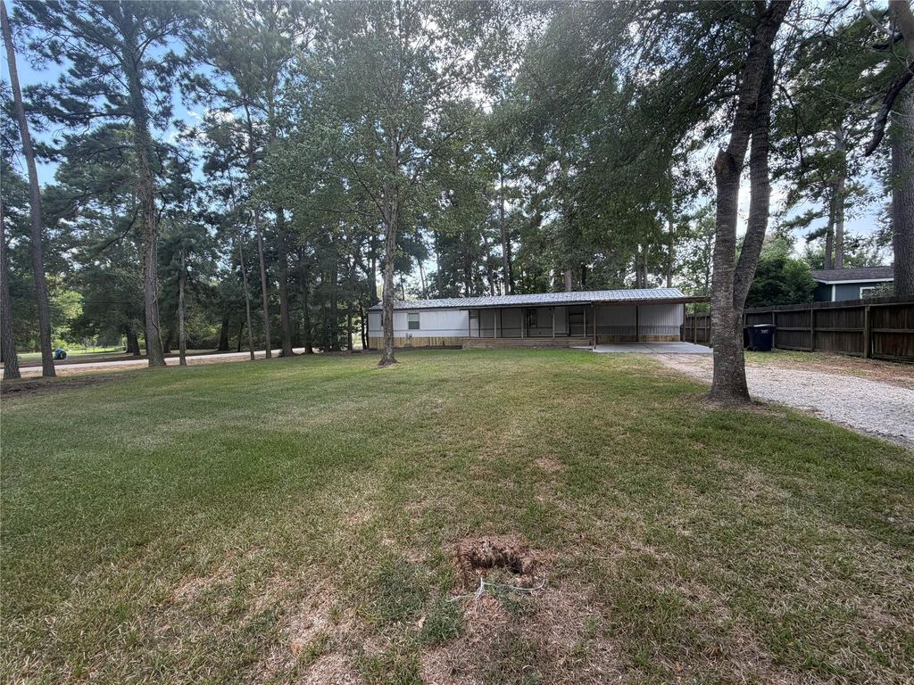 15476 Esther Drive, Conroe, TX 77384