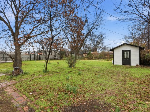 6624 Reeves Street, Richland Hills, TX 76118