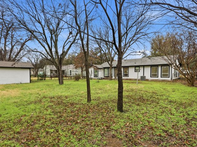 6624 Reeves Street, Richland Hills, TX 76118