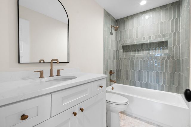 6028 Ridgeview Circle, Hixson, TN 37343