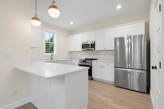 6028 Ridgeview Circle, Hixson, TN 37343