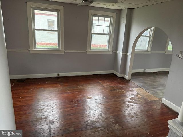 805 MARYLAND AVE, Martinsburg, WV 25401