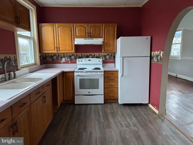 805 MARYLAND AVE, Martinsburg, WV 25401