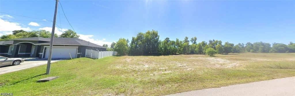 3514 NW 47th ST, Cape Coral, FL 33993