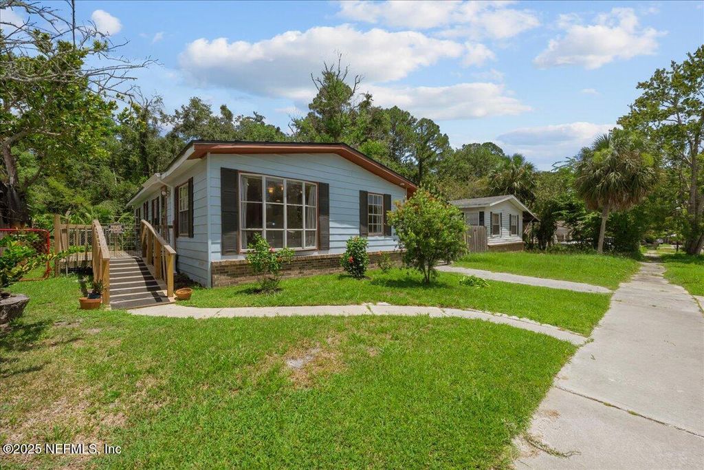 5827 JASON Drive, Jacksonville, FL 32244