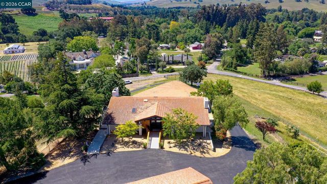 5505 Old School Rd, Danville, CA 94588