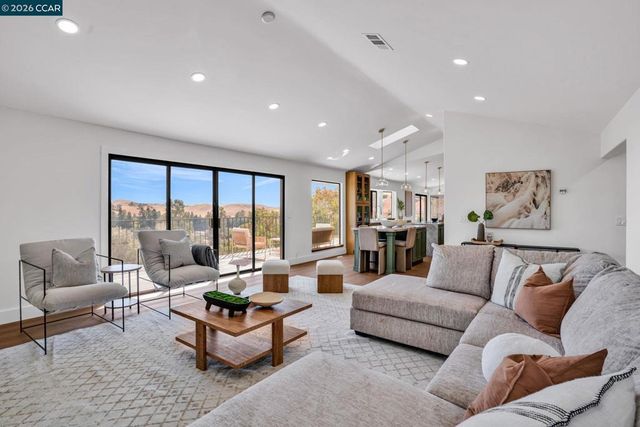 5505 Old School Rd, Danville, CA 94588