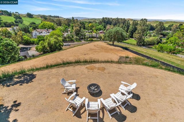 5505 Old School Rd, Danville, CA 94588
