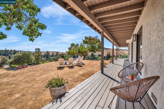 5505 Old School Rd, Danville, CA 94588