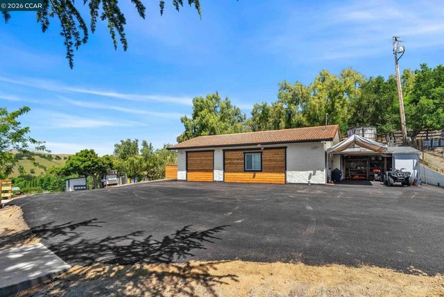5505 Old School Rd, Danville, CA 94588