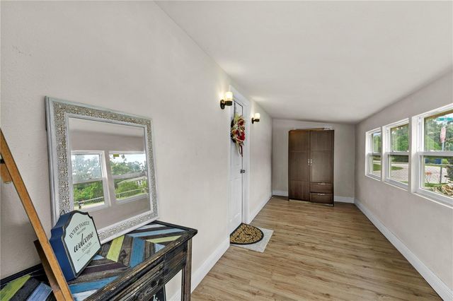 204 PINE AVENUE, Polk City, FL 33868