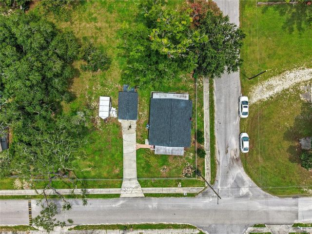204 PINE AVENUE, Polk City, FL 33868