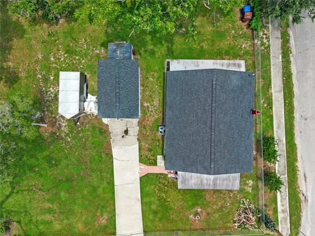 204 PINE AVENUE, Polk City, FL 33868