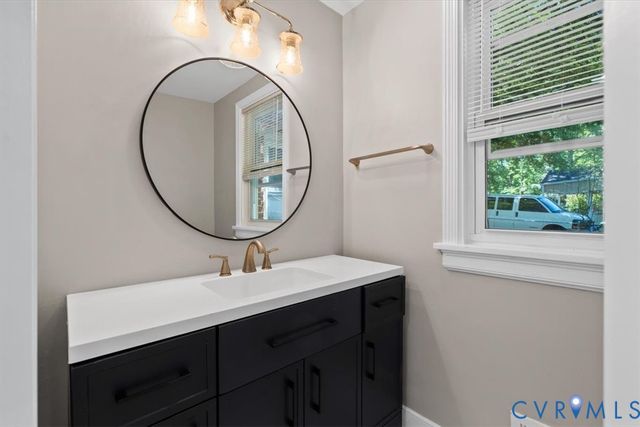 1215 Starling Dr, Henrico, VA 23229