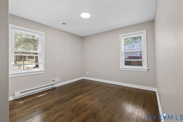 1215 Starling Dr, Henrico, VA 23229
