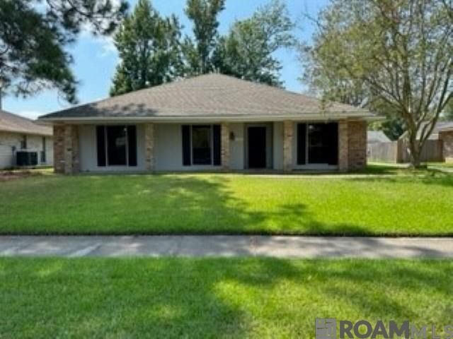 13848 Cypress Ridge Ave, Saint George, LA 70817