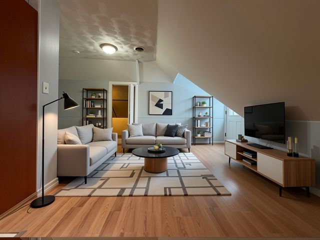 6 Milford St 6, Upton, MA 01568