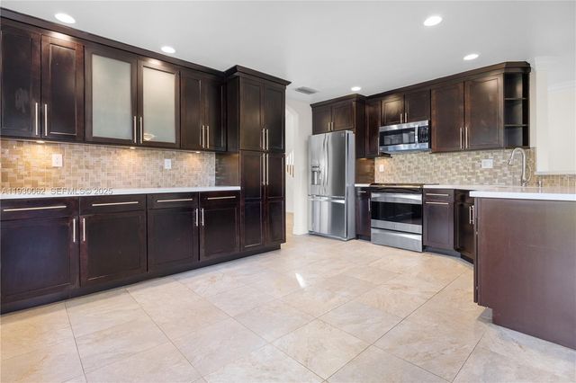 11071 NW 47th Ln 0, Doral, FL 33178