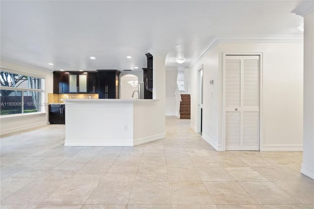 11071 NW 47th Ln 0, Doral, FL 33178