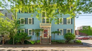 6 Temple Street 3, Newburyport, MA 01950