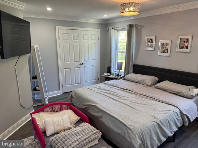 574 S MOUNT VERNON CIR, Bensalem, PA 19020