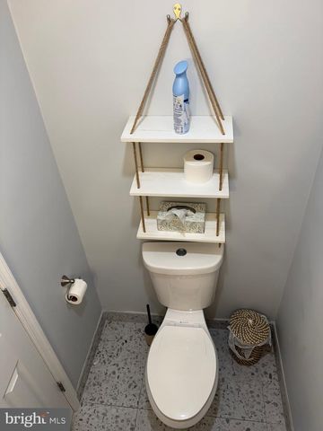 574 S MOUNT VERNON CIR, Bensalem, PA 19020