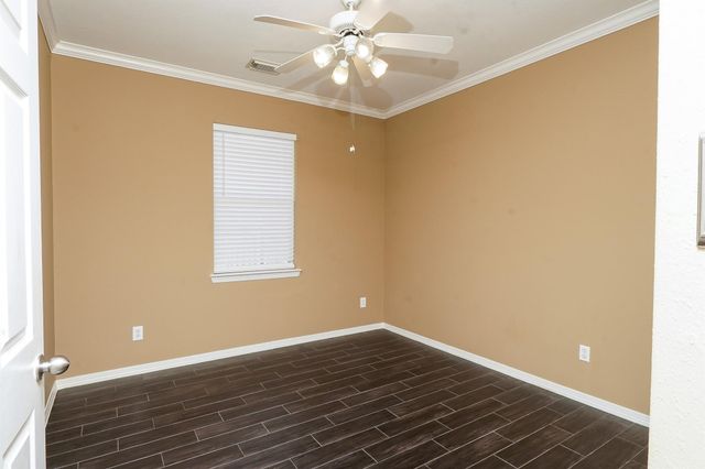 2009 Foxglove Oaks Court, Pearland, TX 77581