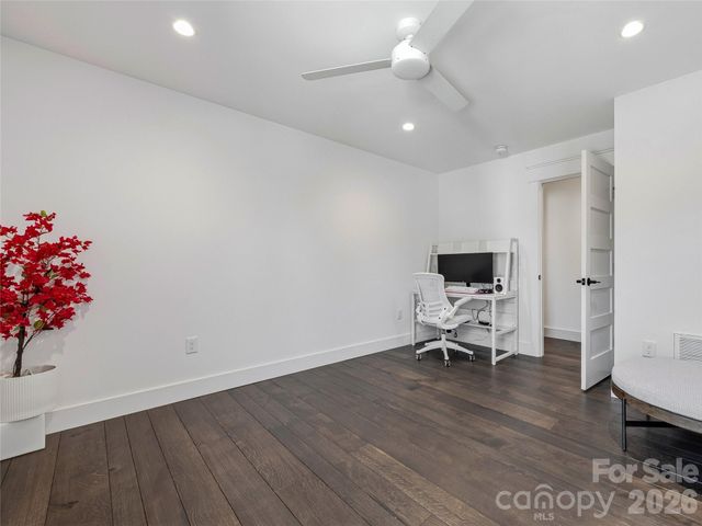 55 Acona Lane, Asheville, NC 28803