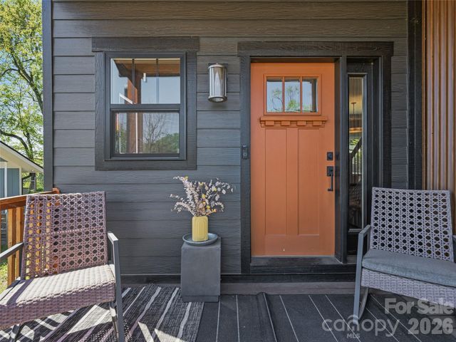 55 Acona Lane, Asheville, NC 28803