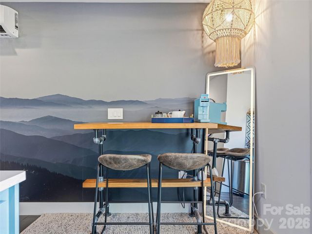 55 Acona Lane, Asheville, NC 28803