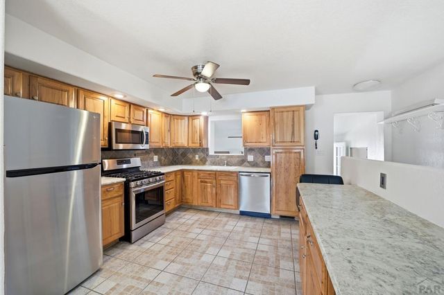 624 Hewitt St, Pueblo, CO 81005