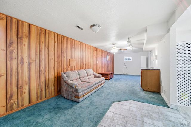 624 Hewitt St, Pueblo, CO 81005