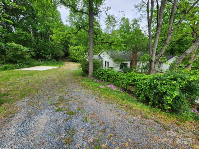 35643 City Lake Drive, Albemarle, NC 28001
