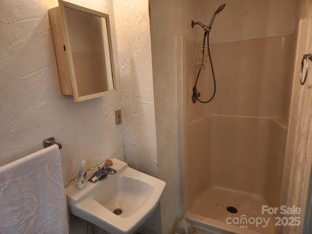 35643 City Lake Drive, Albemarle, NC 28001