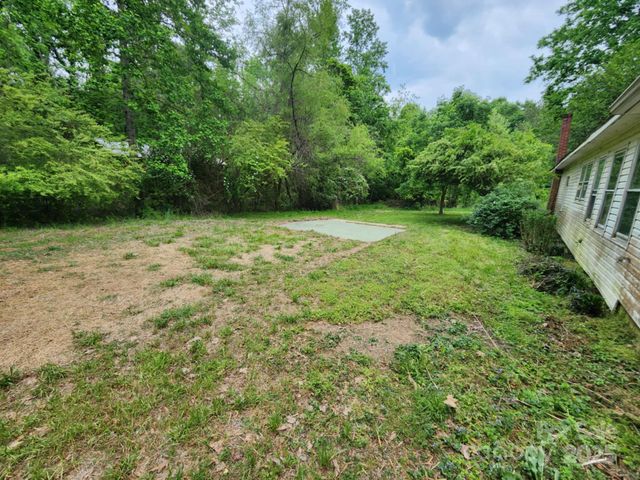 35643 City Lake Drive, Albemarle, NC 28001