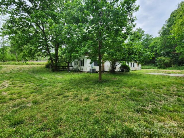 35643 City Lake Drive, Albemarle, NC 28001